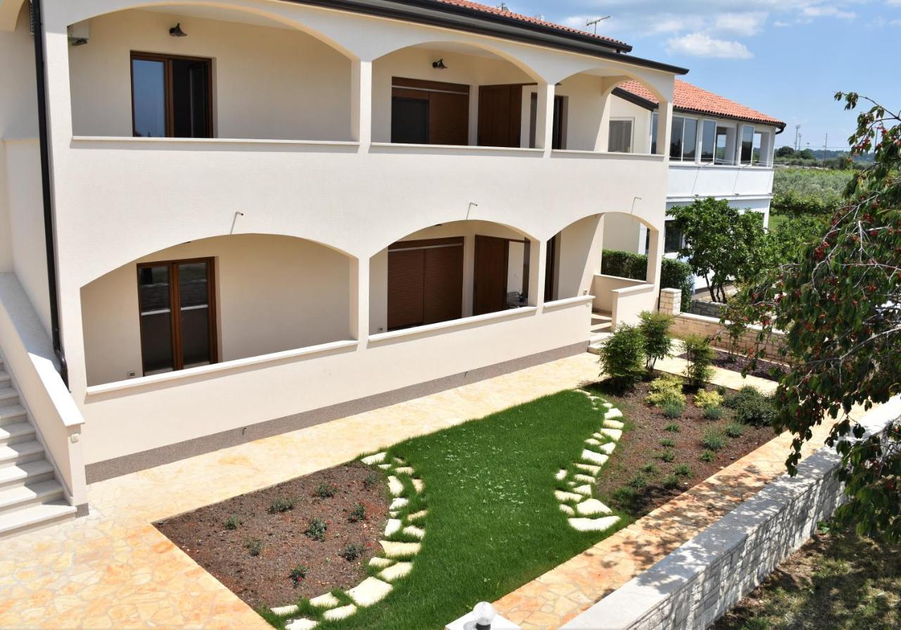 Apartmani Diana Novigrad  Exterior photo